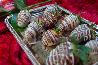 12 Chocolate Dipped Strawberries